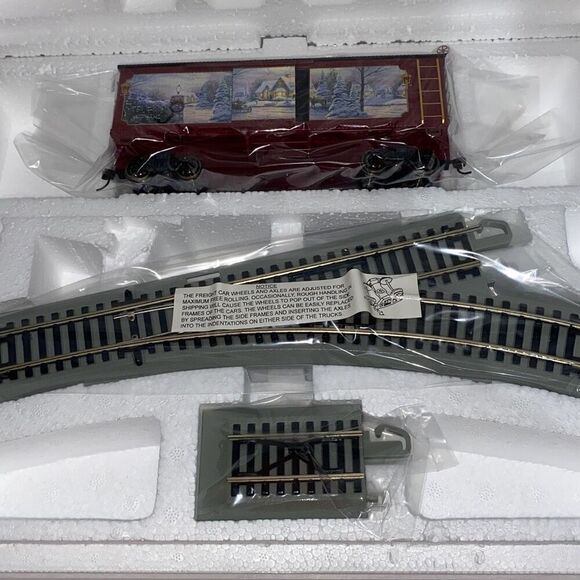 Hawthorne Village Memories of Christmas Bachmann Train and Rail Set - Picture 1 of 10